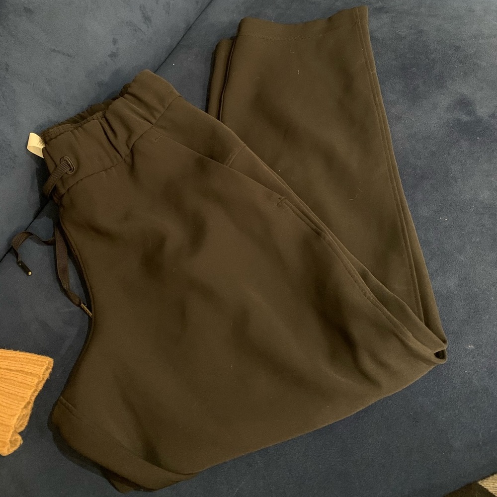On the fly lulu pants